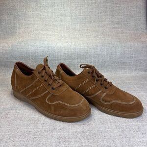Suburbans vintage faux suede lace up shoes sneakers mens size 8 USA made retro